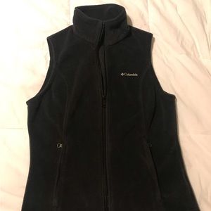 Columbia fleece dark gray vest with zipper and zipped pockets size small